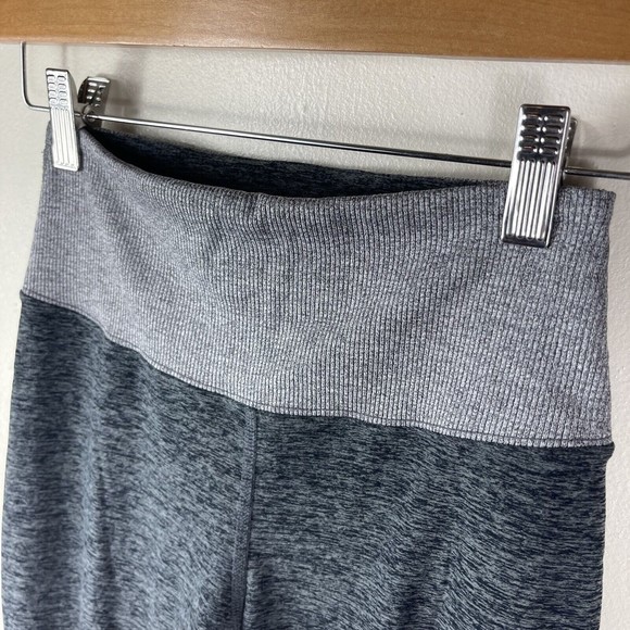 Alo Yoga Gray High Waisted Goddess Leggings - Picture 5 of 10